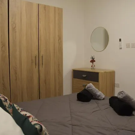 New 2- Bedroom In St' Pauls Bay, Malta 세인트폴스베이