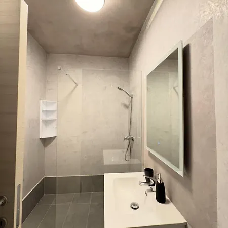 아파트 New 2- Bedroom In St' Pauls Bay, Malta
