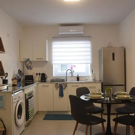 아파트 New 2- Bedroom In St' Pauls Bay, Malta *