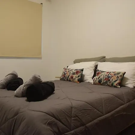 New 2- Bedroom In St' Pauls Bay, Malta 아파트 *